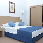 Tac'un Nisa 3* تيكيروفا