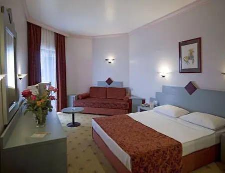 Tac'un Nisa Resort