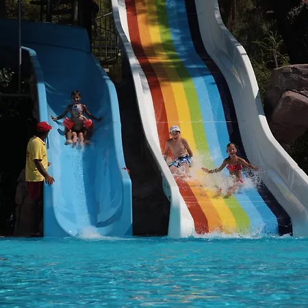 リゾート Tac'un Nisa 3*