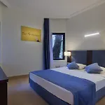 Tac'un Nisa 3*